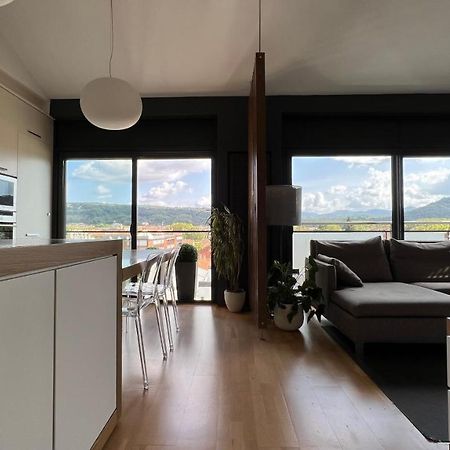 Atico De Diseno Con Terraza En El Centro De Olot 아파트 외부 사진