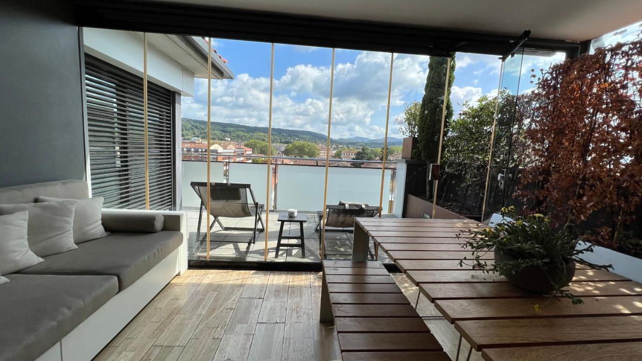 Atico De Diseno Con Terraza En El Centro De Olot 아파트 외부 사진